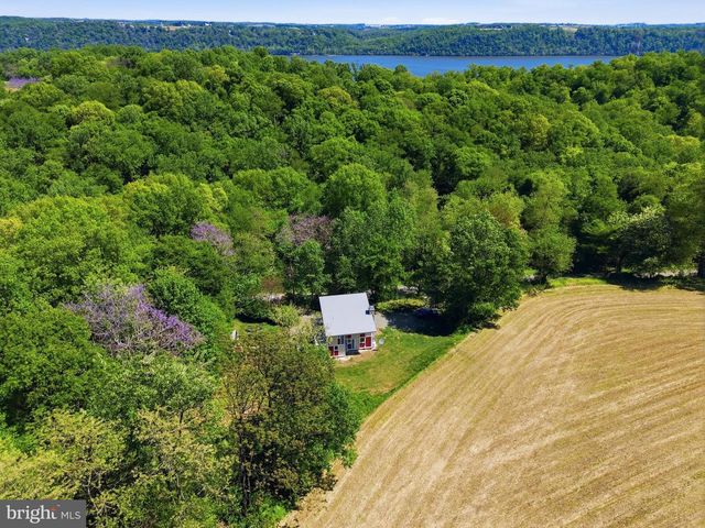 293 GROVE RD, Delta, PA 17314