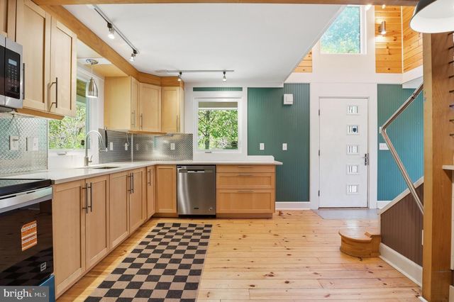 293 GROVE RD, Delta, PA 17314