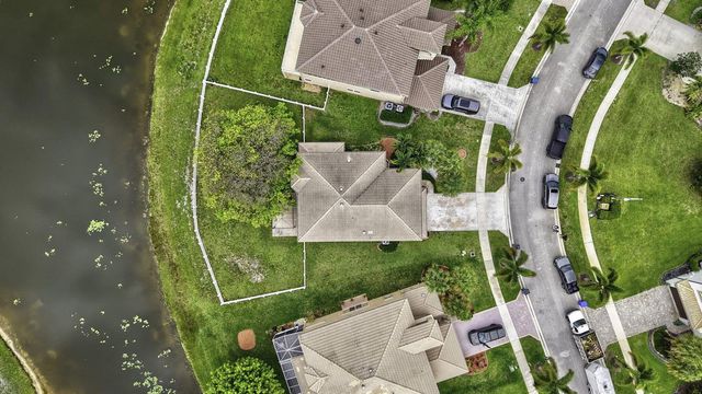 2753 Misty Oaks Circle, Royal Palm Beach, FL 33411