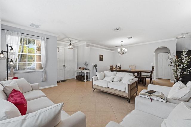 2753 Misty Oaks Circle, Royal Palm Beach, FL 33411