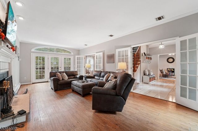 20 Northfield Dr, Wantage Twp., NJ 07461