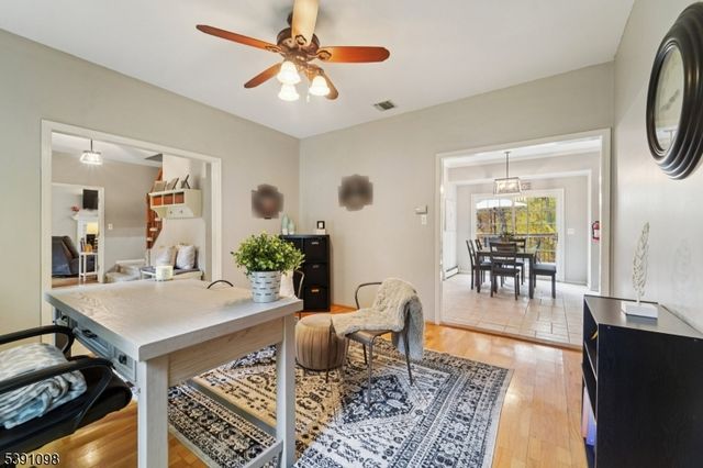 20 Northfield Dr, Wantage Twp., NJ 07461