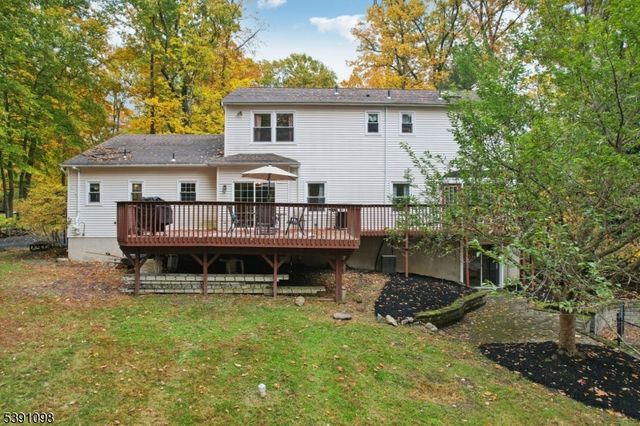 20 Northfield Dr, Wantage Twp., NJ 07461