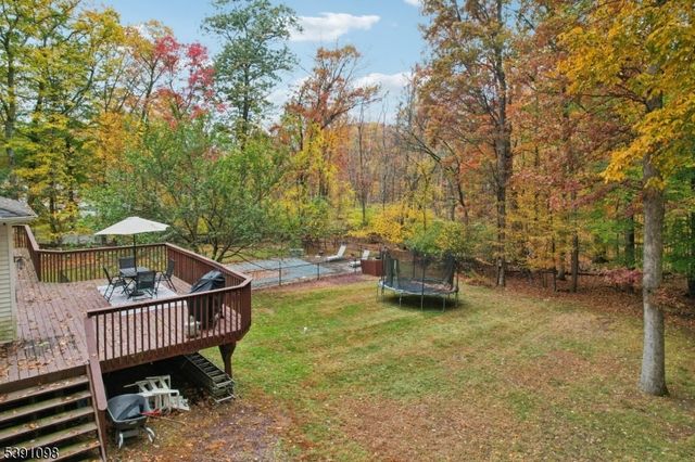 20 Northfield Dr, Wantage Twp., NJ 07461