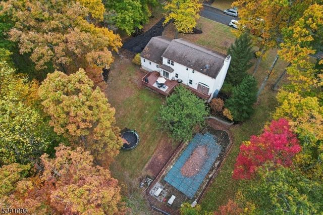 20 Northfield Dr, Wantage Twp., NJ 07461