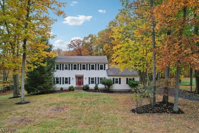 20 Northfield Dr, Wantage Twp., NJ 07461