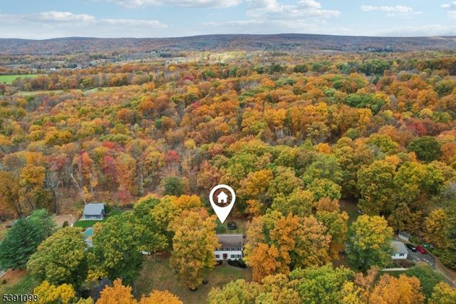 20 Northfield Dr, Wantage Twp., NJ 07461