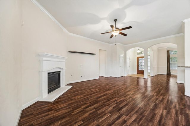 2214 Wembley Way, Rosenberg, TX 77471