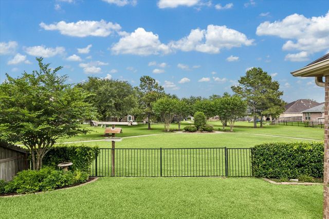 2214 Wembley Way, Rosenberg, TX 77471