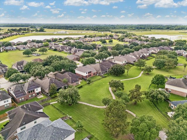 2214 Wembley Way, Rosenberg, TX 77471