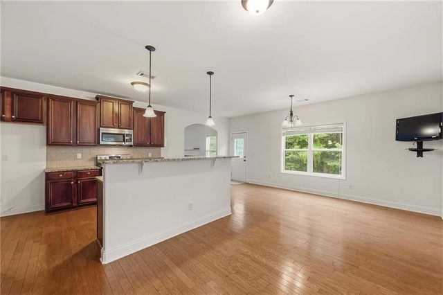 5617 Dendy Trace, Fairburn, GA 30213