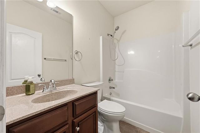 5617 Dendy Trace, Fairburn, GA 30213