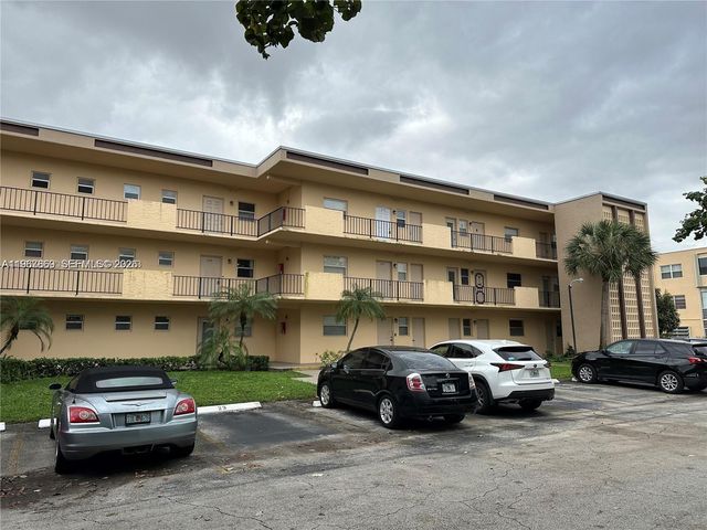 200 Ashbury Rd 209, Hollywood, FL 33024