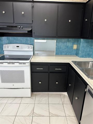 200 Ashbury Rd 209, Hollywood, FL 33024