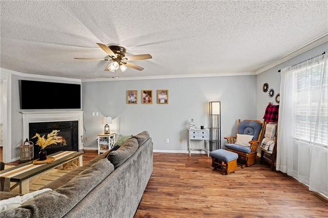 318 Daniel Paul Drive, Archdale, NC 27263