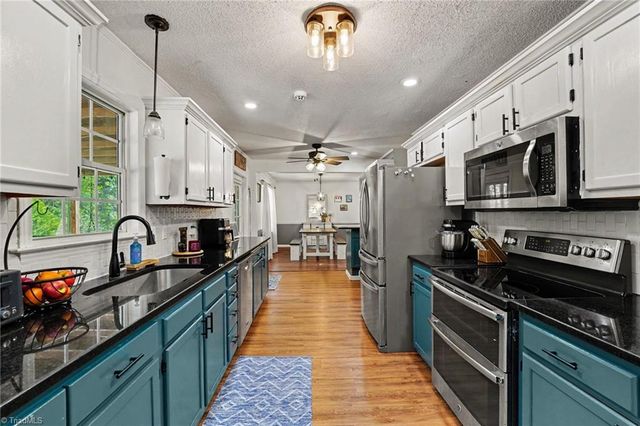 318 Daniel Paul Drive, Archdale, NC 27263