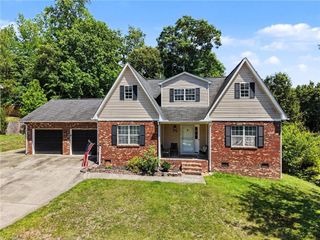 318 Daniel Paul Drive, Archdale, NC 27263