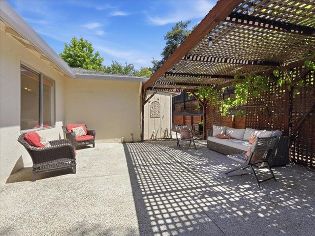 8060 Hihn Road, Ben Lomond, CA 95005