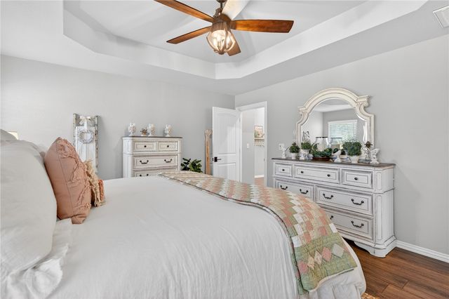 2809 Leonards Way, Van Buren, AR 72956