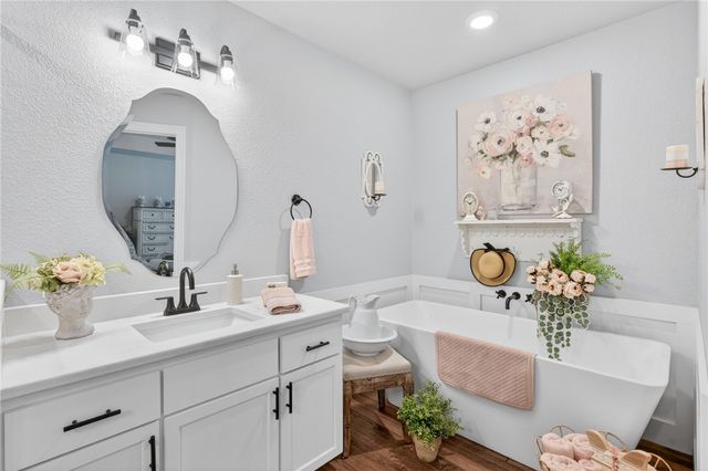 2809 Leonards Way, Van Buren, AR 72956