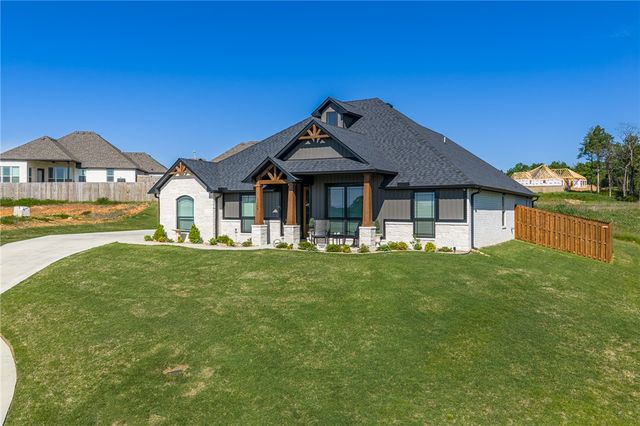 2809 Leonards Way, Van Buren, AR 72956
