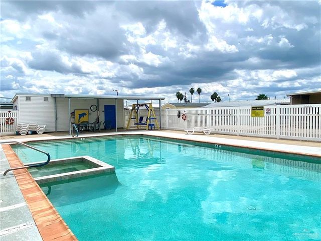711 Pine Street, Mission, TX 78572