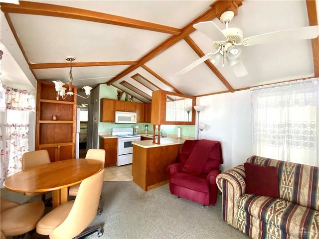 711 Pine Street, Mission, TX 78572