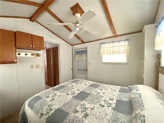 711 Pine Street, Mission, TX 78572