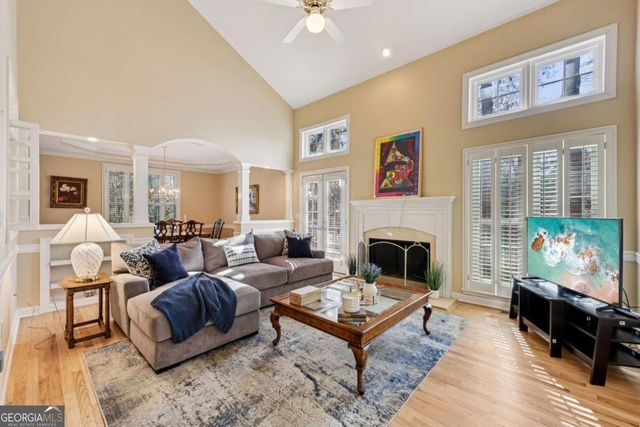 7790 Georgetown Chase, Roswell, GA 30075