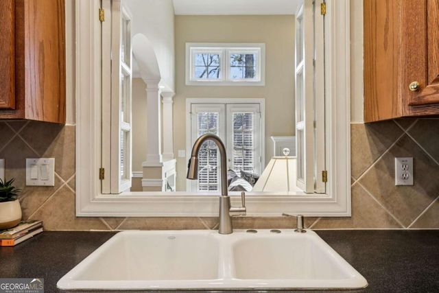 7790 Georgetown Chase, Roswell, GA 30075