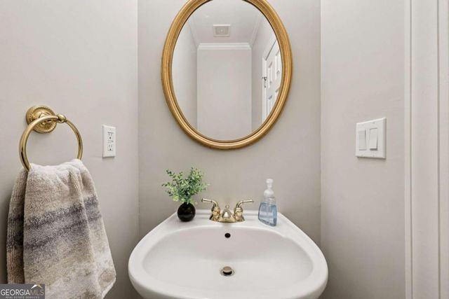 7790 Georgetown Chase, Roswell, GA 30075