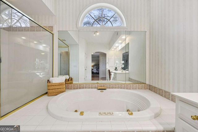 7790 Georgetown Chase, Roswell, GA 30075