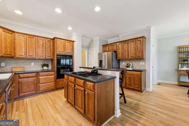 7790 Georgetown Chase, Roswell, GA 30075