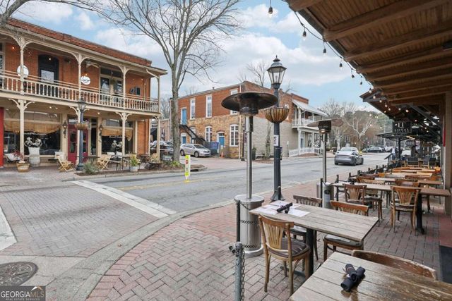 7790 Georgetown Chase, Roswell, GA 30075