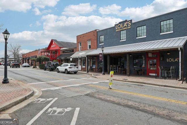 7790 Georgetown Chase, Roswell, GA 30075