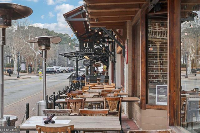 7790 Georgetown Chase, Roswell, GA 30075