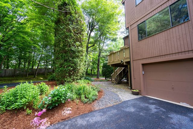 52 Treetop Park 52, Westborough, MA 01581