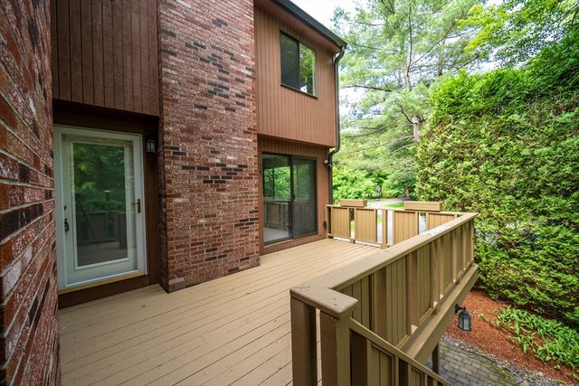 52 Treetop Park 52, Westborough, MA 01581