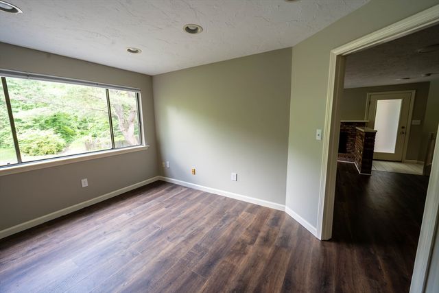 52 Treetop Park 52, Westborough, MA 01581