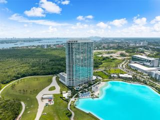 2411 Laguna Circle 2803, Miami, FL 33181