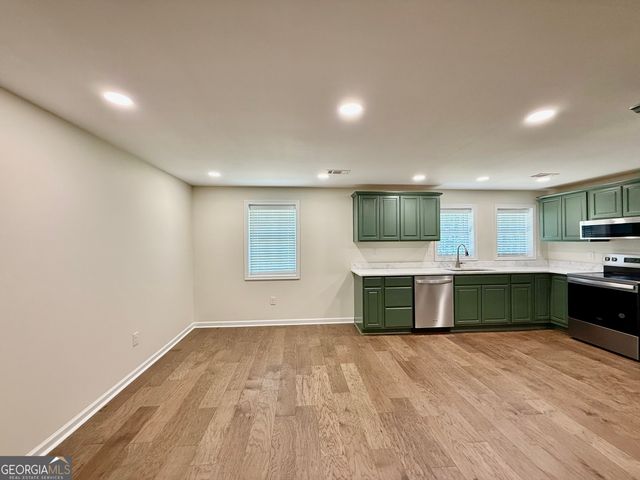 708 Houston Lake Boulevard, Centerville, GA 31028