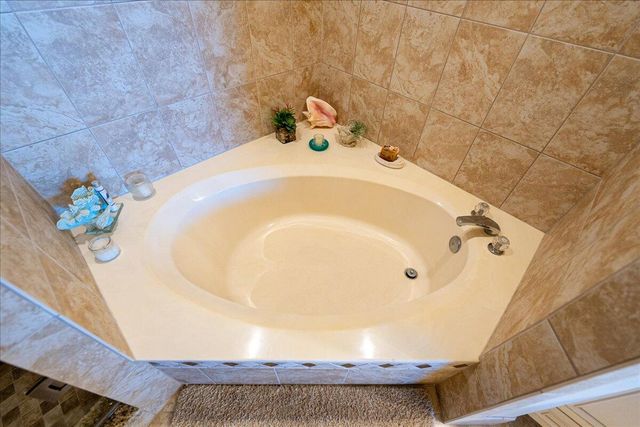 9950 S Ocean Drive 604, Jensen Beach, FL 34957