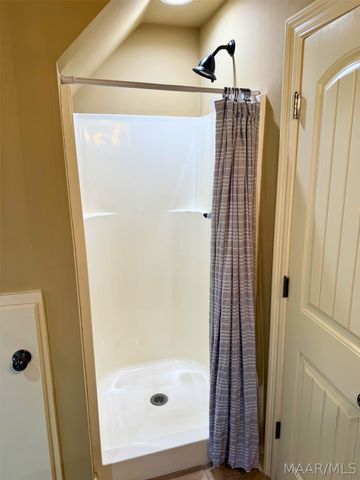 526 Overton Drive, Prattville, AL 36066