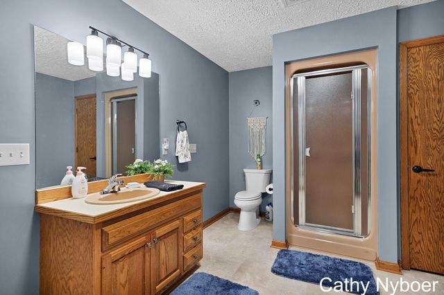 9188 W V Avenue, Prairie Ronde Twp, MI 49087