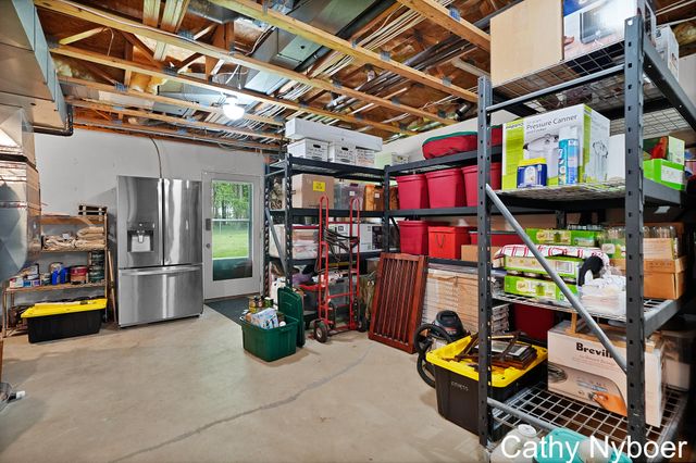 9188 W V Avenue, Prairie Ronde Twp, MI 49087