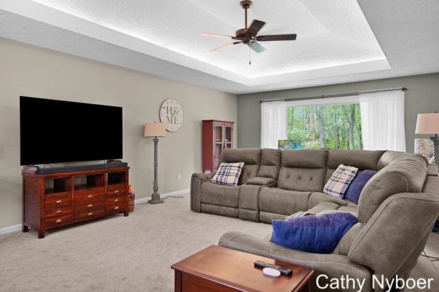 9188 W V Avenue, Prairie Ronde Twp, MI 49087