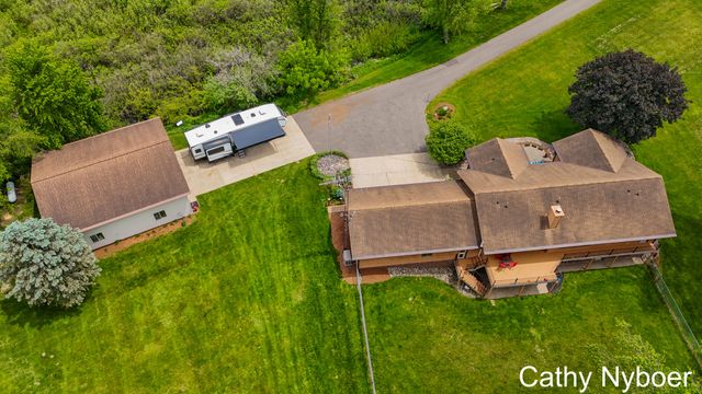 9188 W V Avenue, Prairie Ronde Twp, MI 49087