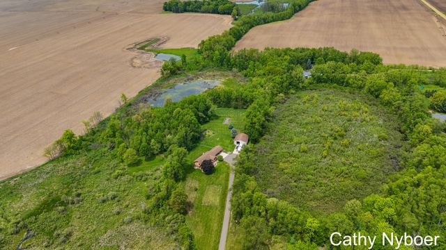 9188 W V Avenue, Prairie Ronde Twp, MI 49087