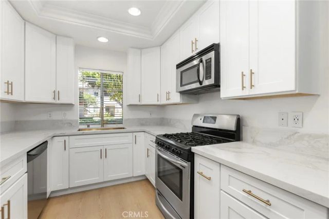 34 Via Solaz, Rancho Santa Margarita, CA 92688