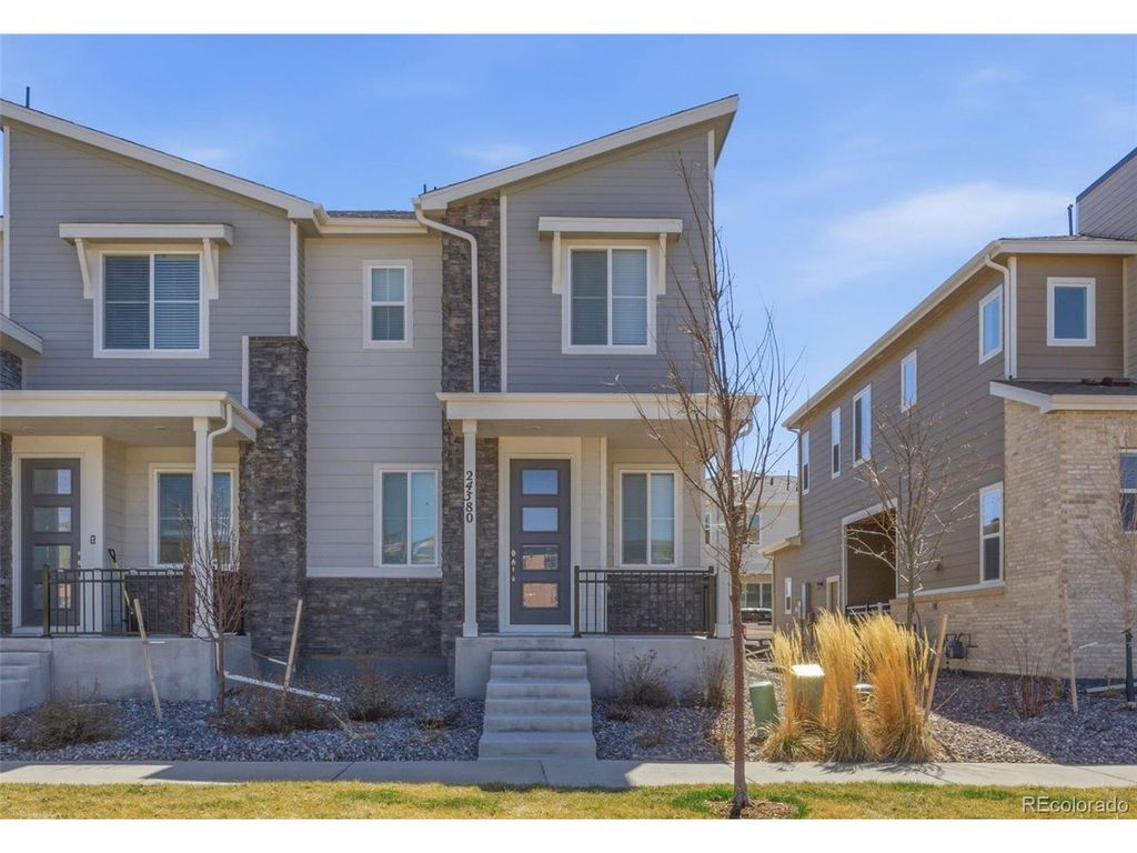 24380 E 42nd Ave, Aurora, CO 80019